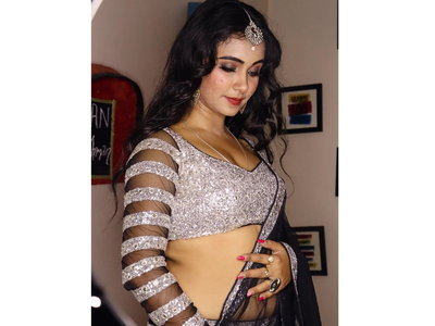 Amidst MMS controversy, Trisha Kar Madhu gets trolled for THESE pics