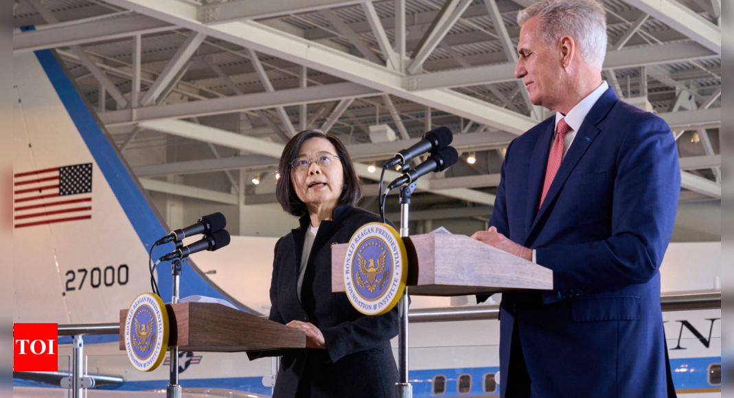 Taiwan: US House leader and Taiwan president meet as China protests ...