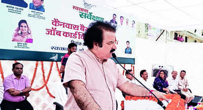 Khachariyawas scolds JMC-H officials, mayor over laxity in cleanliness, issuing of land leases