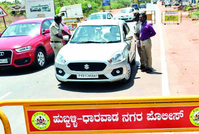 Long lines at checkposts on dist borders irk travellers