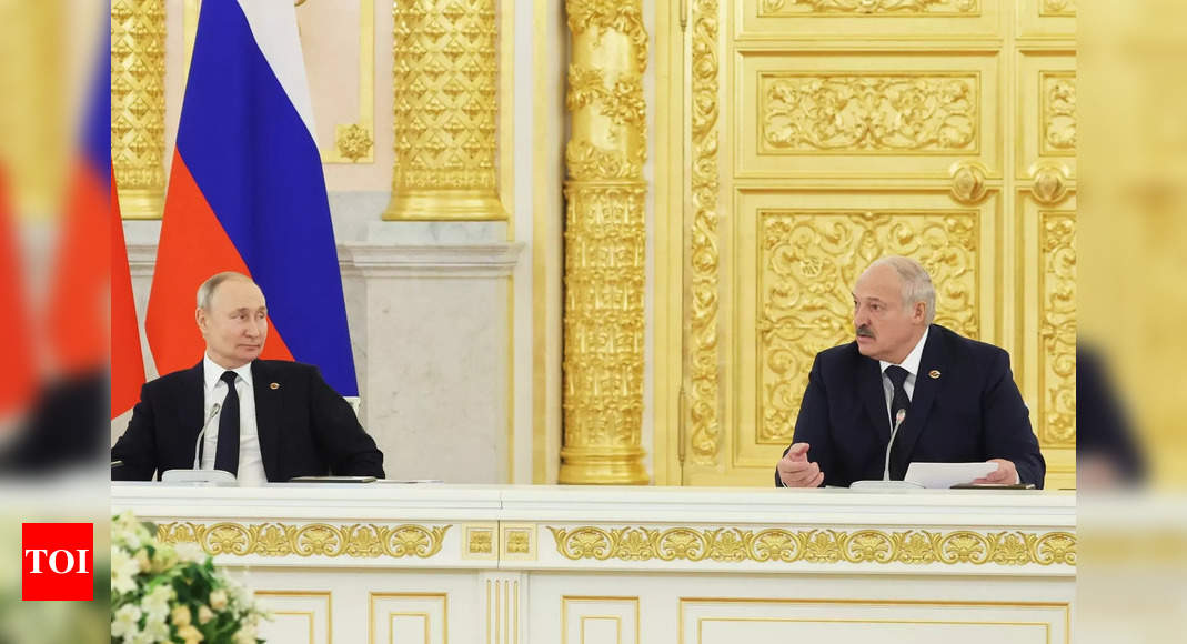 Putin: Russian President Putin, Belarus’s Lukashenko hold talks on defence, economic ties – Times of India