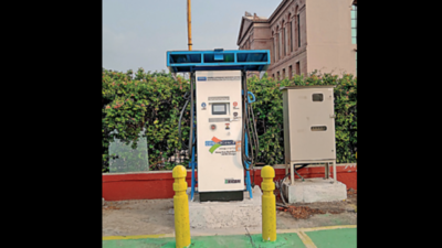 Kolkata Municipal Corporation to ink deal with Mumbai firm to set up 40 EV charging stations