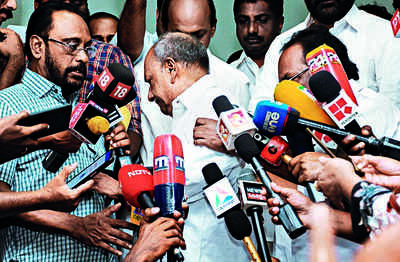 Deeply hurt by Anil’s decision, says Antony