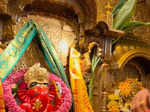 These pictures of Priyanka Chopra seeking blessing at Siddhivinayak temple with daughter Malti Marie are simply adorable!