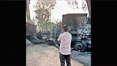 3 drivers charred to death in Jharsuguda truck collision