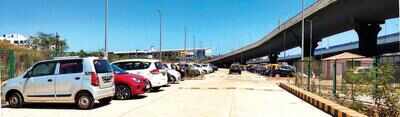Cabbies occupy yet-to-be commissioned parking lot at Dabolim airport