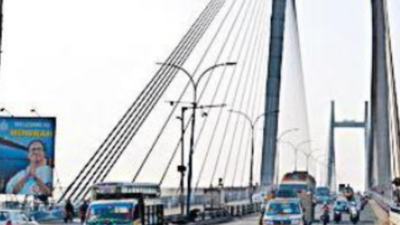 Techie loses Rs 30 lakh in crypto market, tries to jump off Vidyasagar Setu in Kolkata