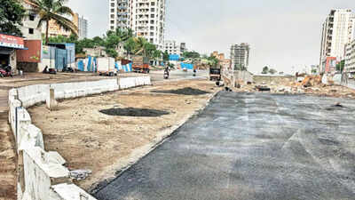 Pune: Katraj-Kondhwa Road work drags on, commuters at loss