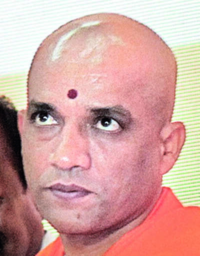Adichunchanagiri pontiff visits MRF at Karkala