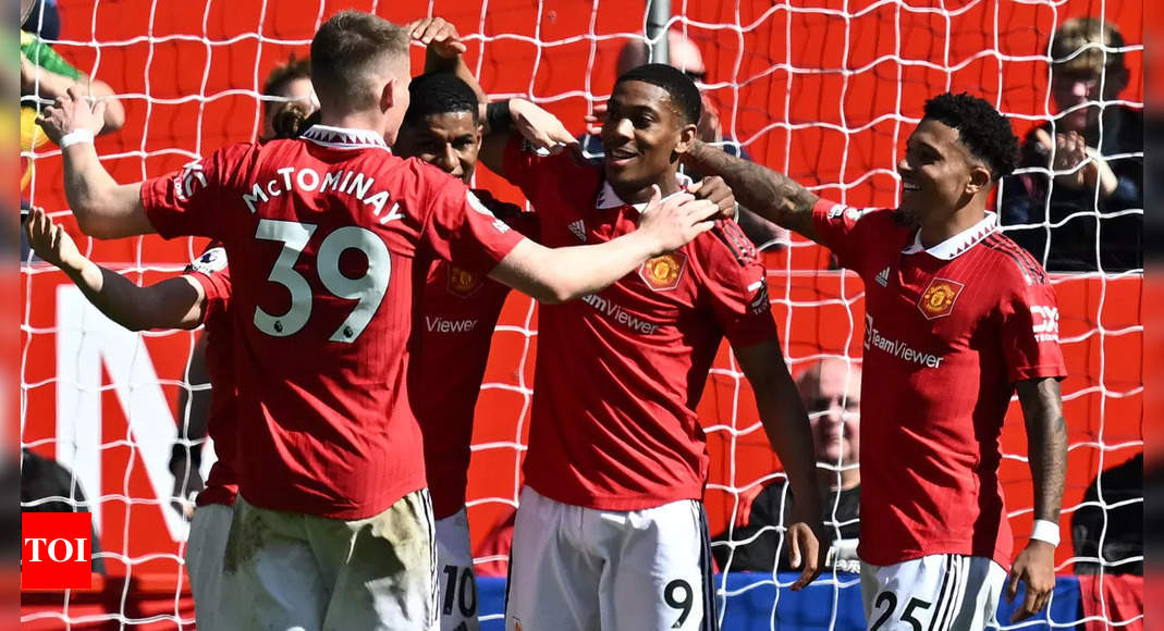 Manchester United: EPL: Man United beat Everton 2-0 to climb back into third | Football News – Times of India