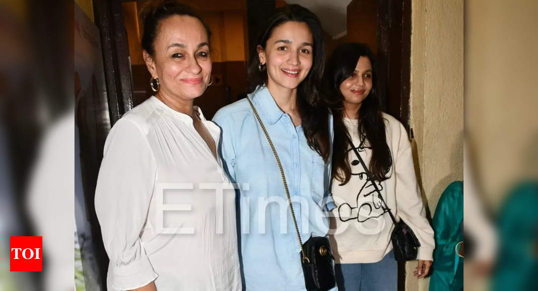 Alia Bhatt steps out for a Saturday night movie date with her sister Shaheen Bhatt and mother Soni Razdan – Pics inside – Times of India