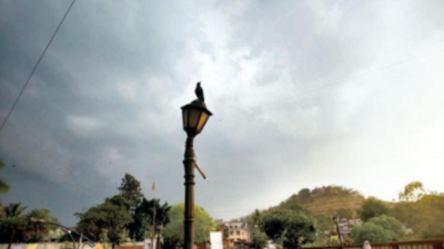 Chances of light rain till April 13 in Pune, yellow alert for today