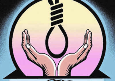 Woman ends life; fiancé, kin booked