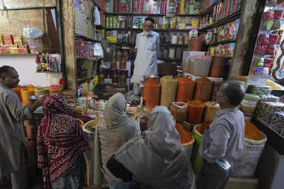 Pakistanis reeling under skyrocketing inflation as cash-strapped government struggles to stabilise economy