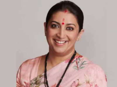 Smriti Irani posts a fun video of her weekend mood; netizens write, “we can relate with this😂😂”