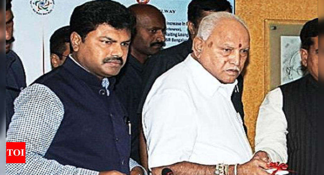 BS Yediyurappa Family, Congress Leaders We'll Fight BJP, Defeat ...