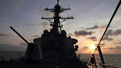 China rehearses 'sealing off' Taiwan, US deploys naval destroyer