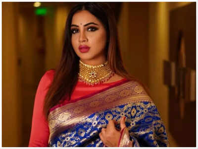 Arshi Khan: I fainted due to dehydration, I was fasting and didn't want