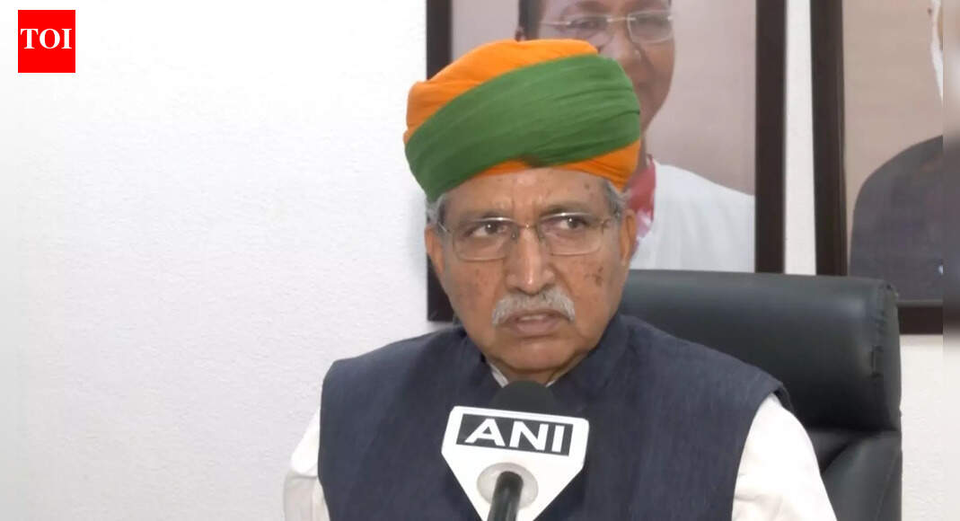 ashok gehlot: Ashok Gehlot Vs Sachin Pilot: People facing trouble behind their controversies, says Arjun Ram Meghwal