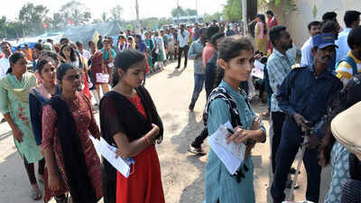JEE Main 2023, April 11, shift 1 exam ends: Analysis and student reaction shortly