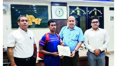 CM helps student join coaching institute