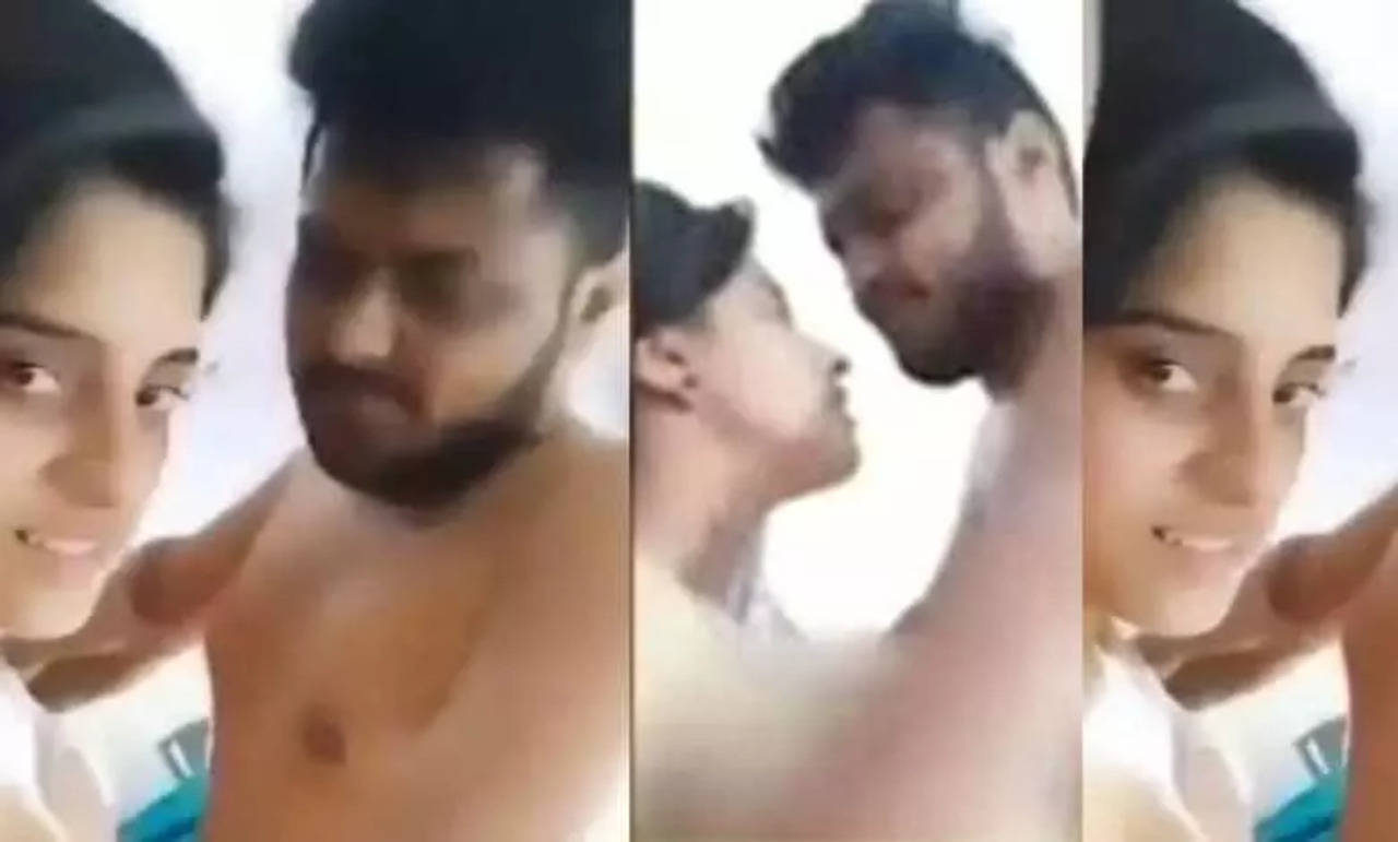 Khesari Lal Xxx Bf Video - Akshara Singh's MMS: Bhojpuri actress Akshara Singh's MMS scandal; netizens  give different opinions over the leaked intimate video | Bhojpuri Movie  News - Times of India