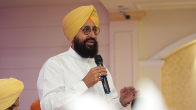 Partap Singh Bajwa mocks AAP for poaching Congress leaders | Chandigarh ...
