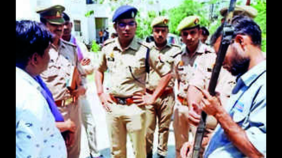 Accidental firing kills security guard escorting ATM cash van in Lucknow