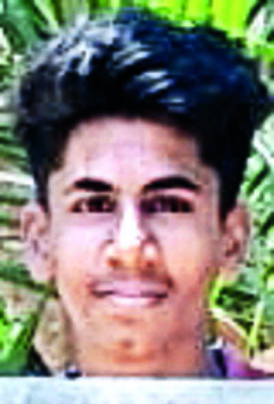 17-yr-old Bantwal boy digs 24ft well to tide over water scarcity