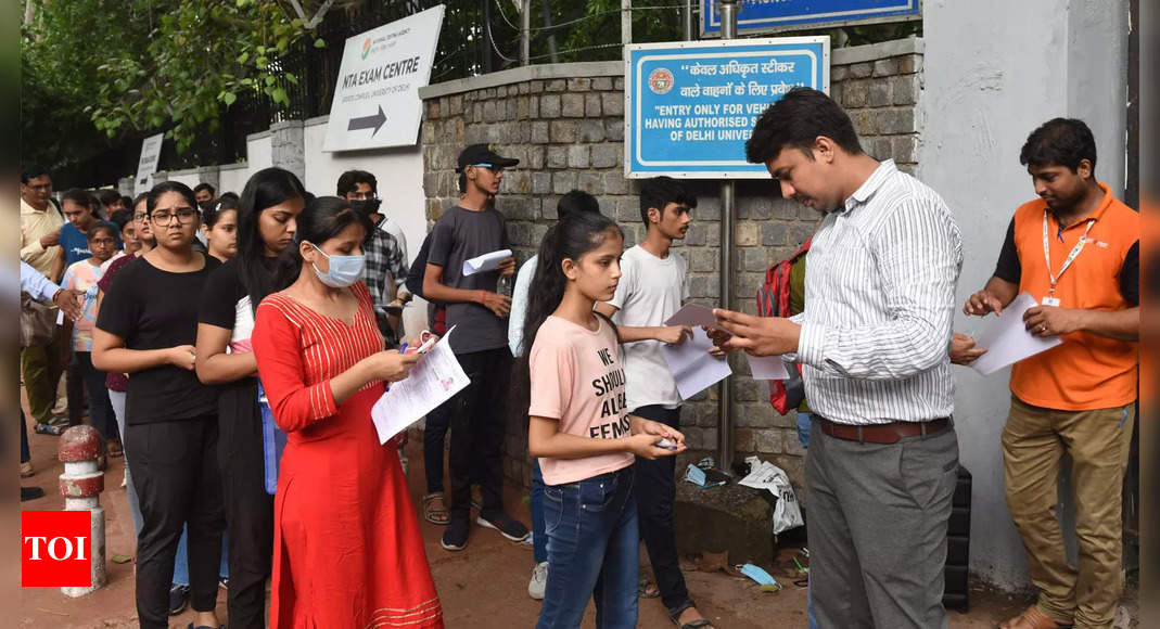 JEE Main 2023, April 12, shift 1 exam begins: Exam Analysis, reactions soon – Times of India