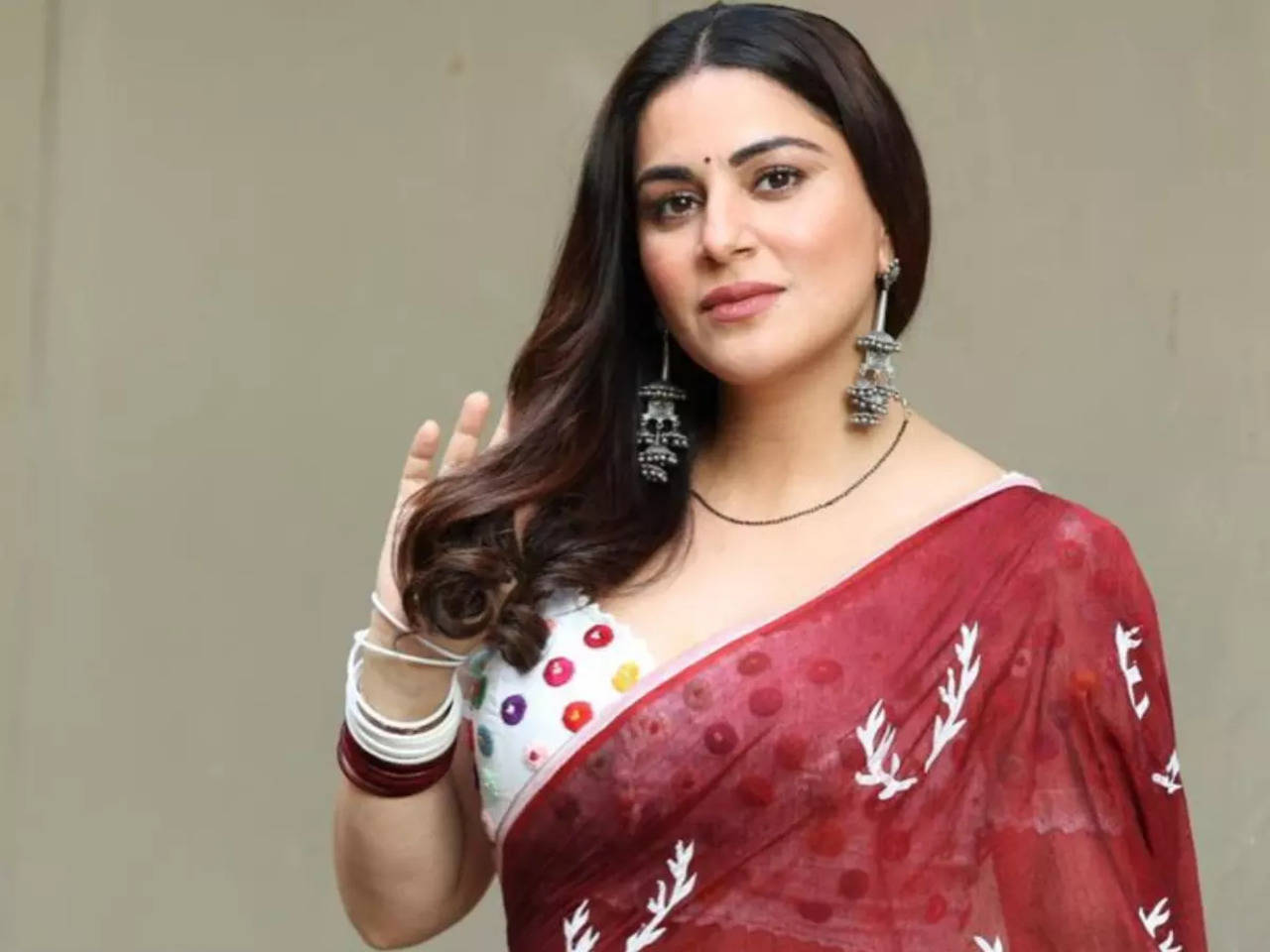 Shraddha Arya apologises for her 'choice of words' to criticise ...