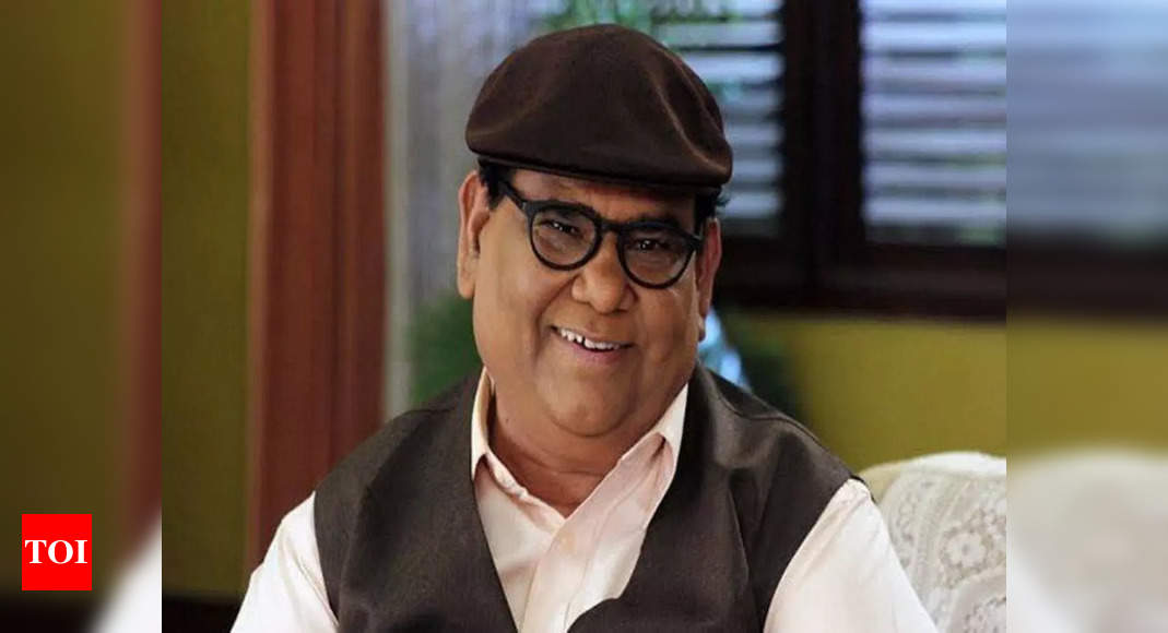 Revisiting Satish Kaushik's Most Iconic Roles On His Birth Anniversary ...