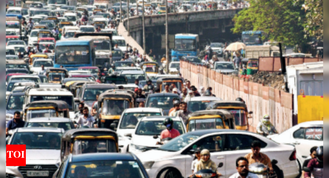 Ab Bus Karo! Ubiquitous Autos Outrace City Buses | Surat News - Times ...