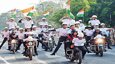 Students' parade, exhibition mark capital's 75th birthday in Bhubaneswar