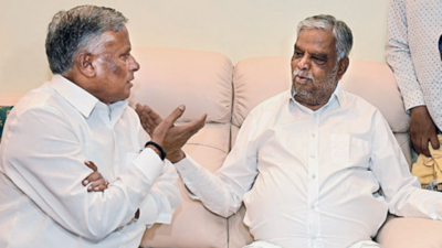 V Somanna starts campaign in Varuna, Chamarajanagar