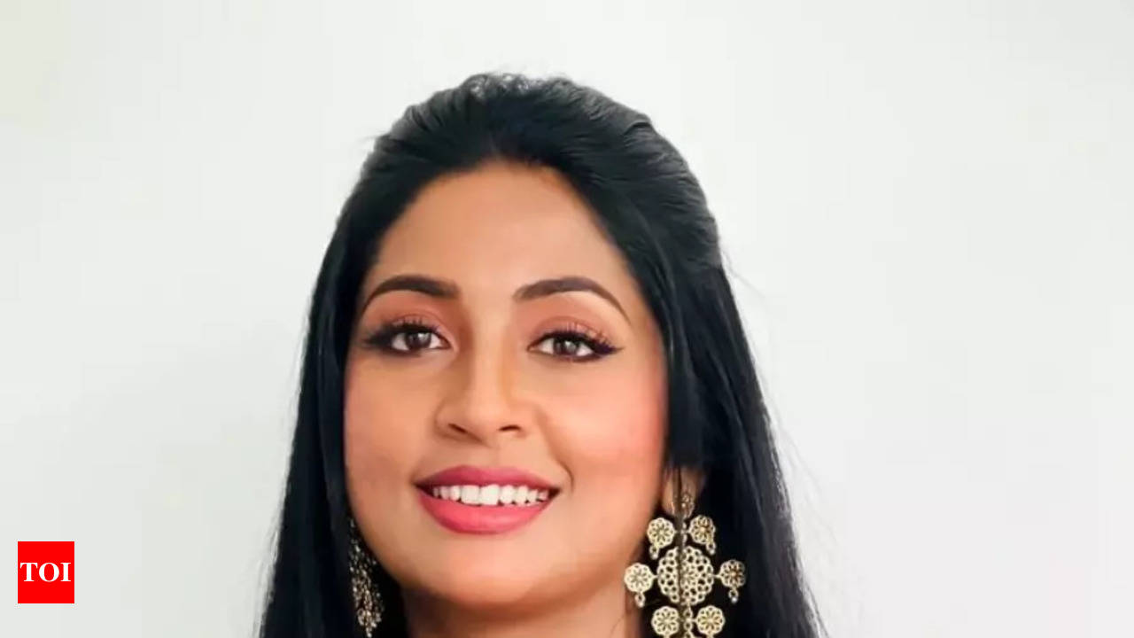 I am enjoying the journey post comeback, says Navya Nair | Malayalam Movie  News - Times of India