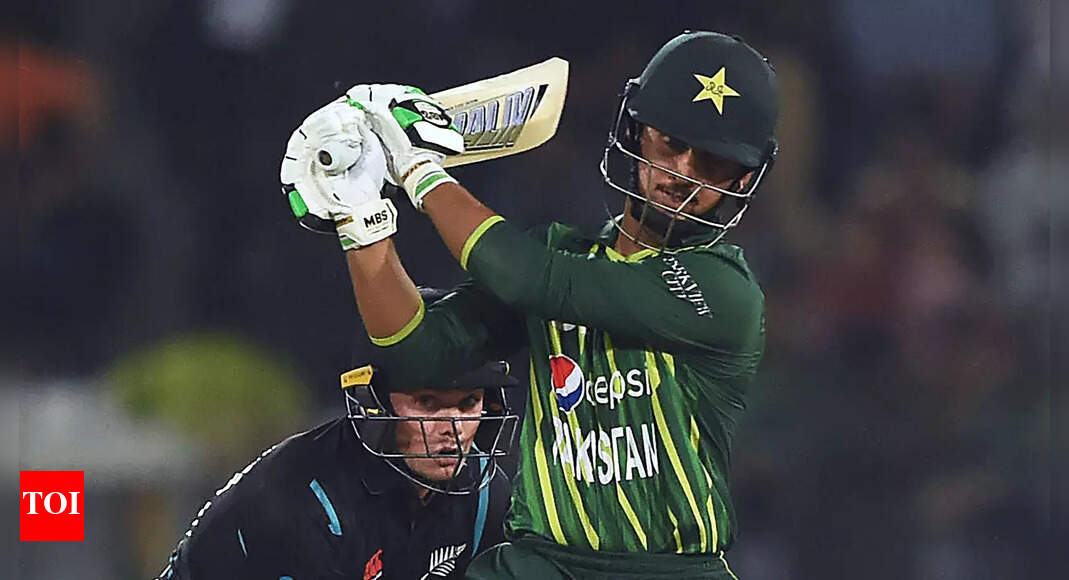 1st T20I: Pakistan score 182 against New Zealand | Cricket News - Times ...