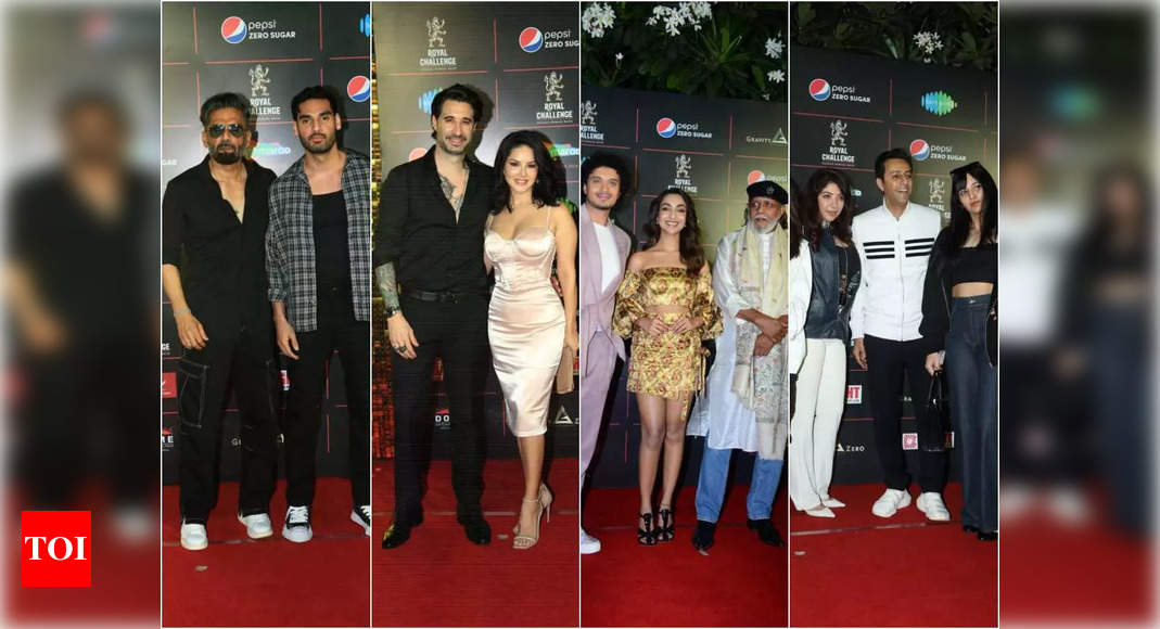 Disco Dancer: The Musical premiere: Suniel Shetty, Sunny Leone, Mithun Chakraborty and many other celebrities mark their attendance – Times of India