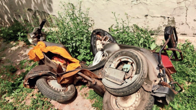 Woman on way to see brother in hospital dies in Ghaziabad crash