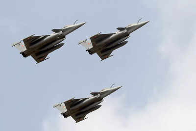 India sends 4 Rafales for French wargames
