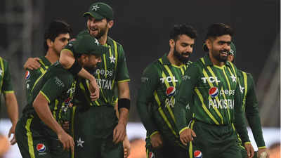 Pakistan thump New Zealand in Babar Azam's 100th T20 international