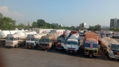 'Three-day ban on heavy motor vehicles on Maharashtra highways results in Rs 100 crore loss'