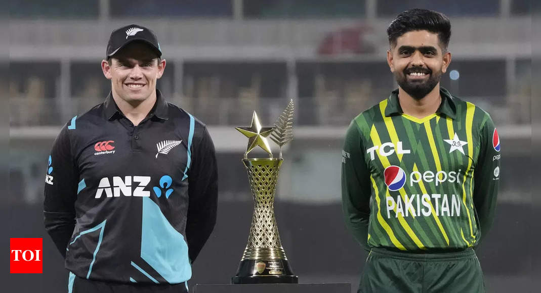Pakistan 20/0 in 3.0 Overs | Pakistan vs New Zealand, 2nd T20I Live Cricket Score  – The Times of India