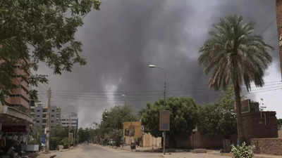 Sudan's army and rival force clash, wider conflict feared