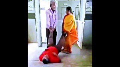 Patient dragged through Nizamabad hospital corridor in Telangana