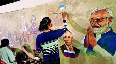 Routes extensively decorated with colour themes