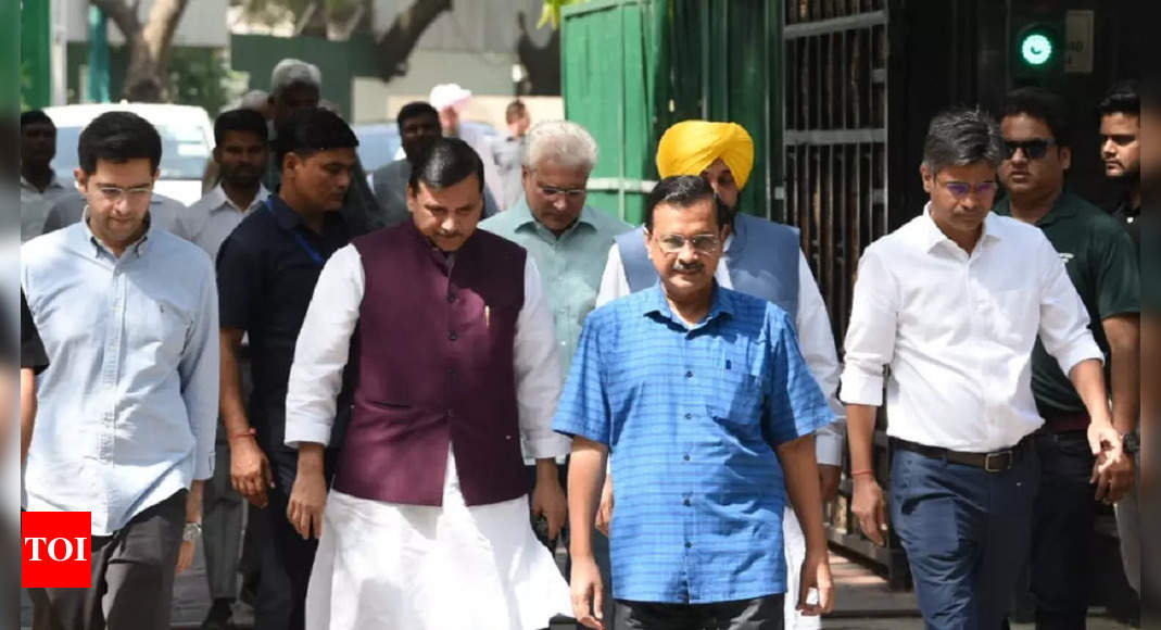 Arvind Kejriwal Appears Before Cbi For Questioning In Delhi Excise