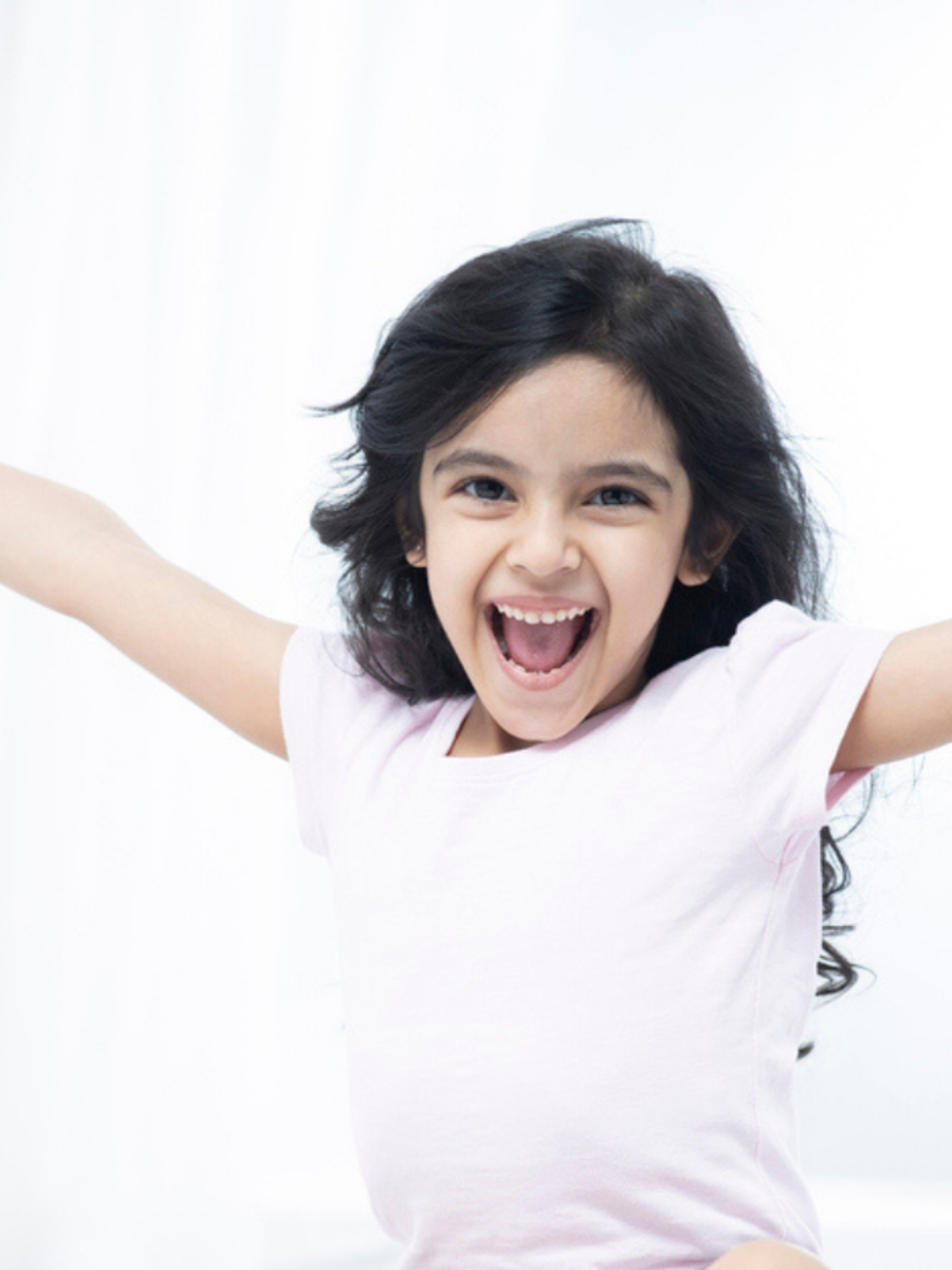 You Were Meant to Shine: Powerful Amor Phrases for Every Moment of Her Day