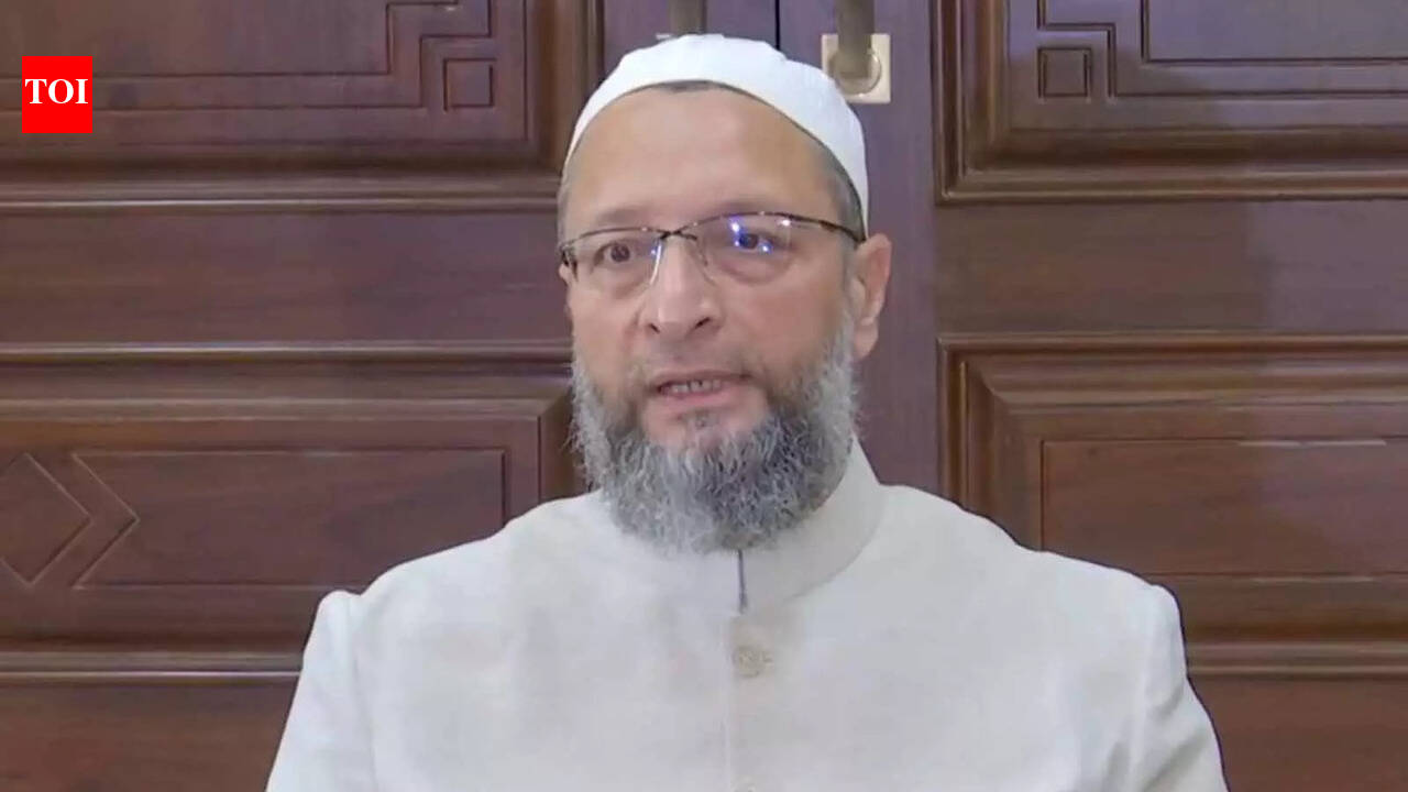AIMIM Chief Owaisi questions Centre’s silence over Atiq Ahmed’s murder