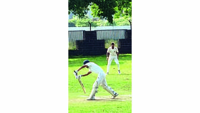 Local cricketers head for overseas clubs in off season